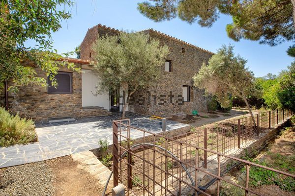 6-bedroom freehold villa in Cadaqués — photo 4 of 5