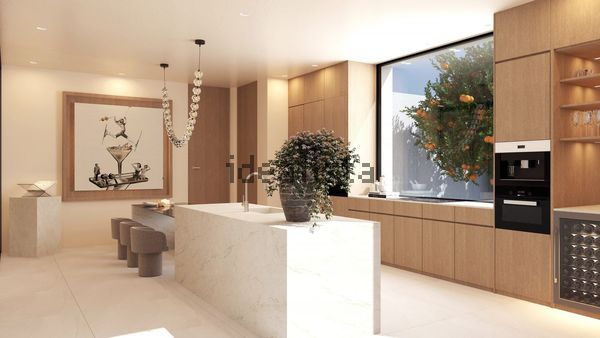 4-bedroom freehold villa in Estepona — photo 4 of 5