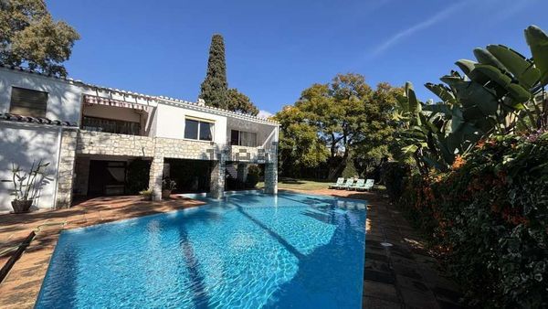 4-bedroom freehold villa in Marbella — photo 2 of 5