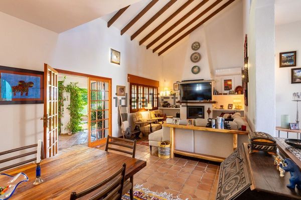 4-bedroom freehold villa in Mijas — photo 2 of 5