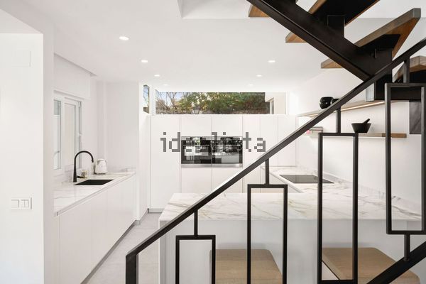3-bedroom freehold villa in Benahavís — photo 5 of 5