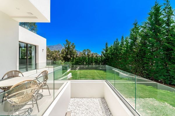 House in Los Naranjos, Marbella — image 4