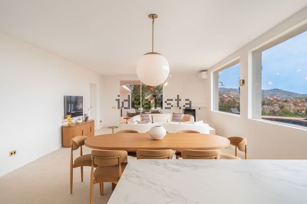 4-bedroom freehold villa in Marbella — photo 5 of 5