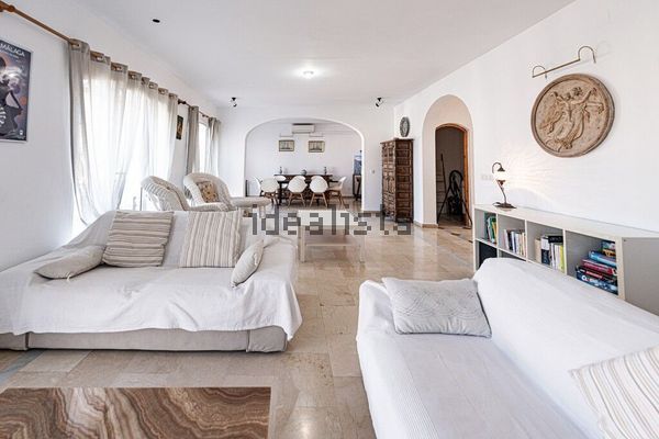 4-bedroom freehold villa in Nerja — photo 3 of 5