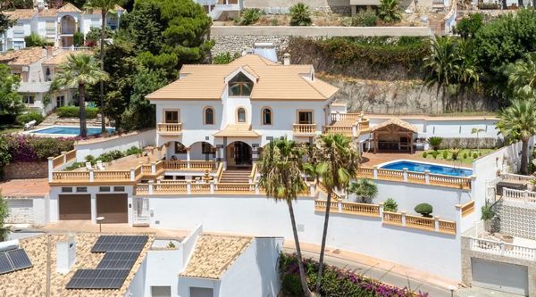 5-bedroom freehold villa in Benalmádena — photo 3 of 5