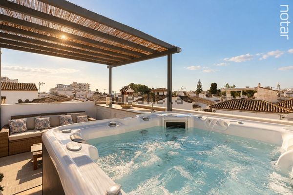 3-bedroom freehold villa in Nerja — photo 1 of 5