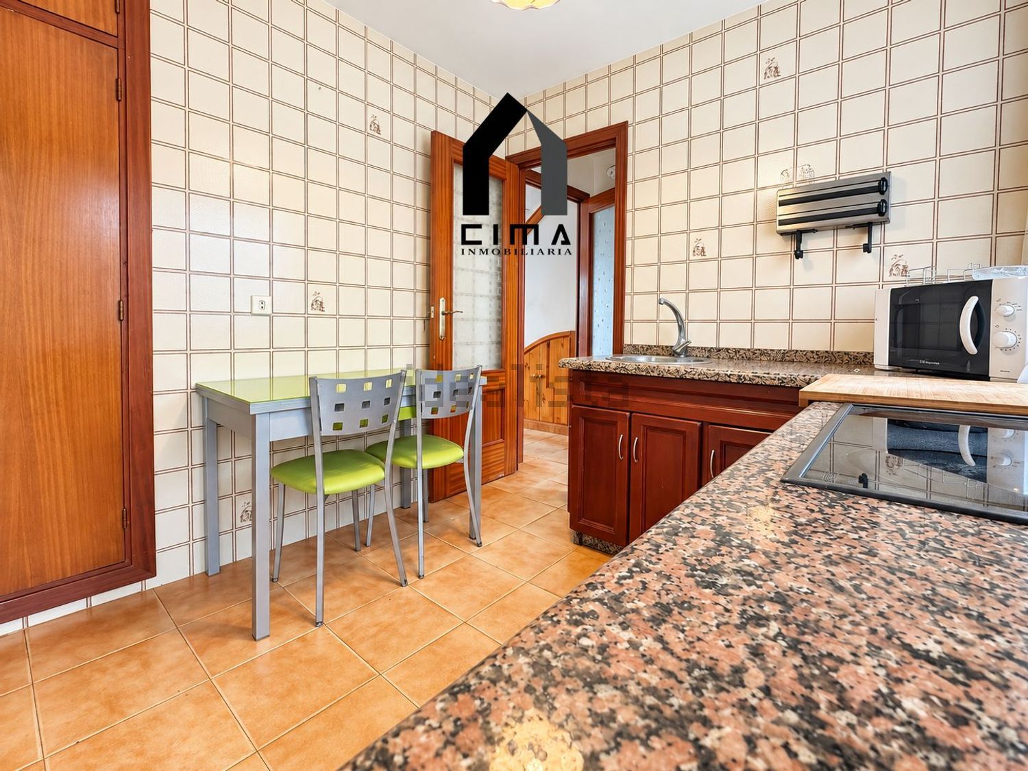 Chalet adosado en venta en Calle Arenas Gordas — foto 13