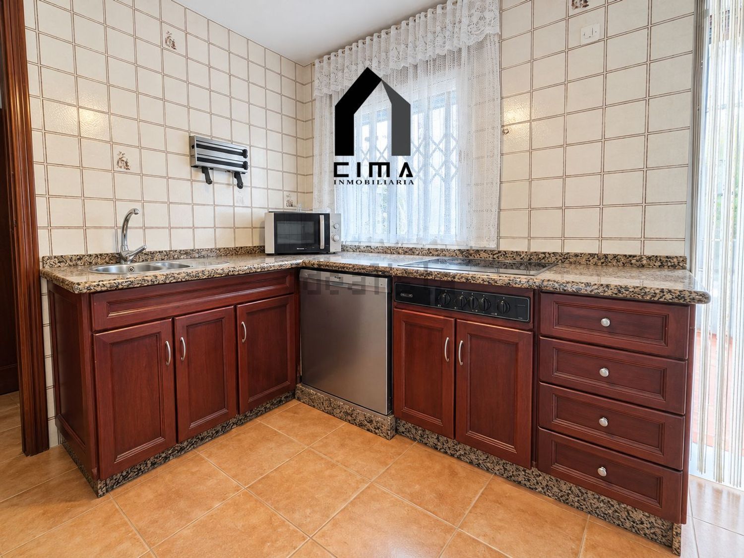 Chalet adosado en venta en Calle Arenas Gordas — foto 11