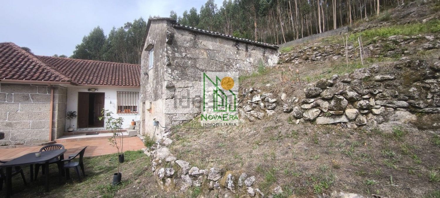 House in Ponte-Caldelas