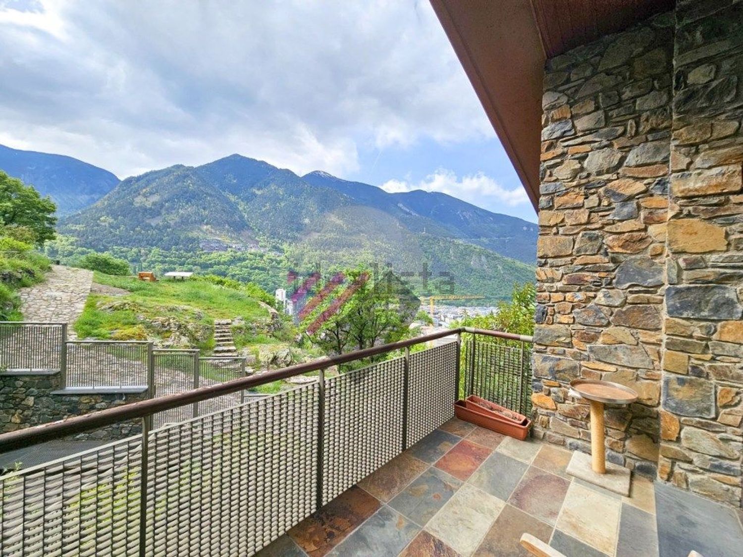 4-bedroom penthouse for rent in Escaldes-Engordany · 55 of 60