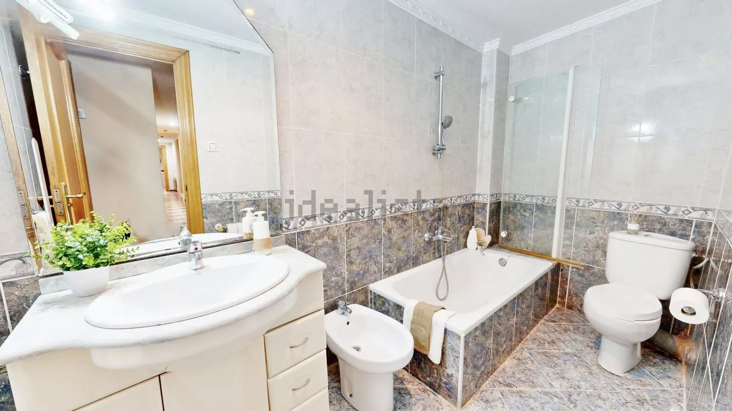 Imagen 36 inmueble 112,837,830