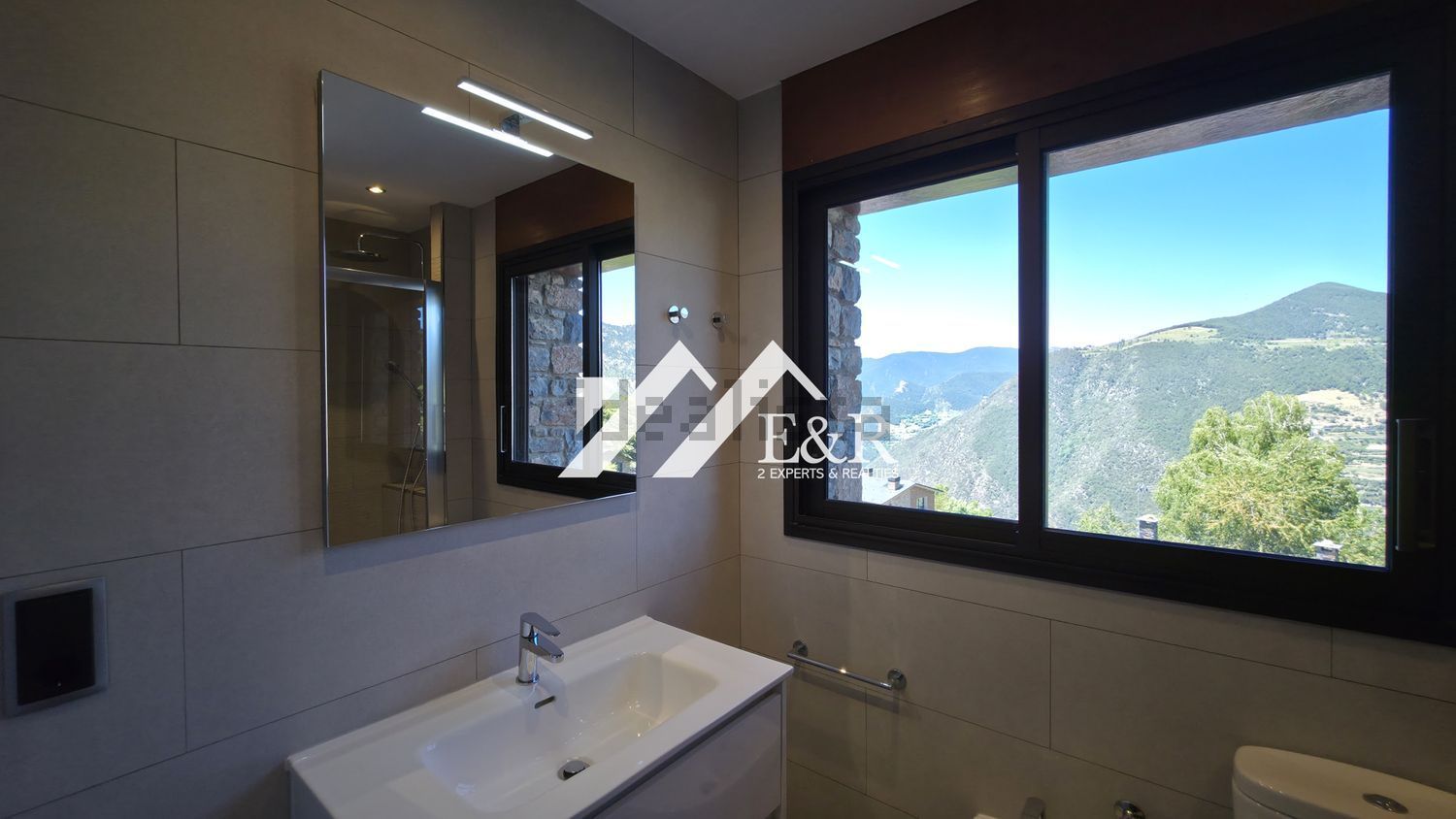 6-bedroom chalet for sale in Juberri, Sant Julià de Lòria · 34 of 60