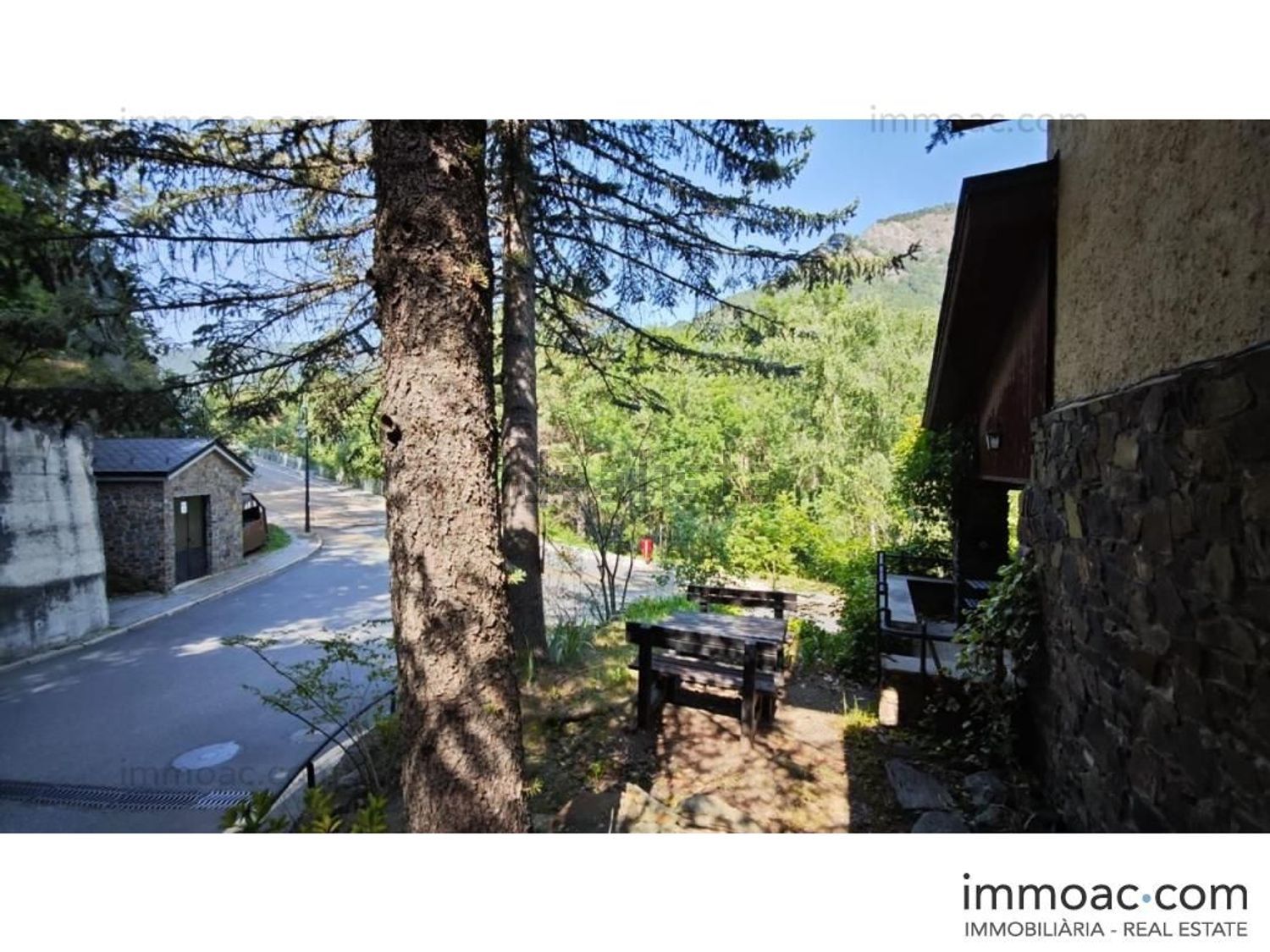 4-bedroom townhouse for sale in Ordino · 9 of 60