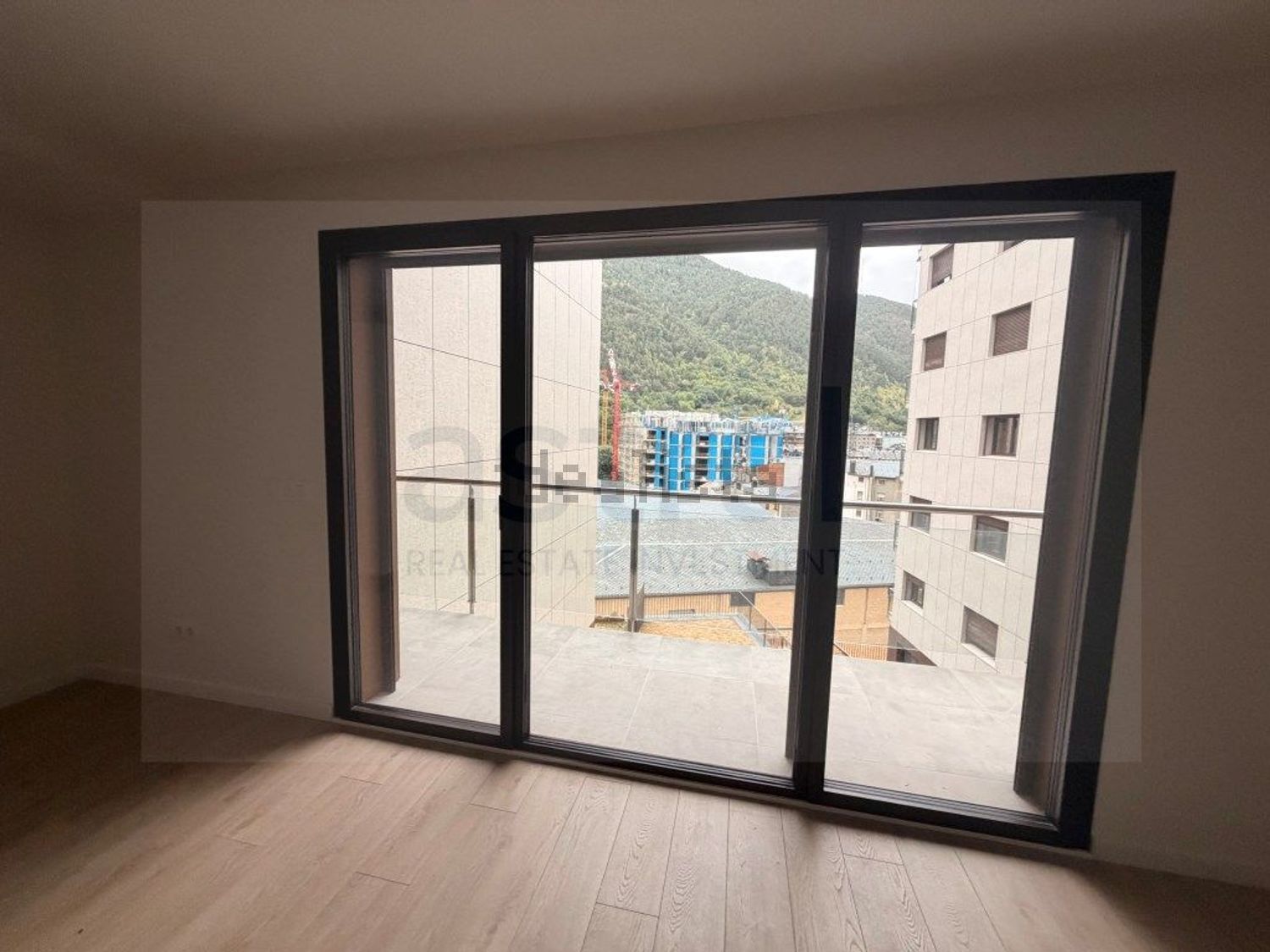 3-bedroom flat for sale in Encamp · 5 of 40