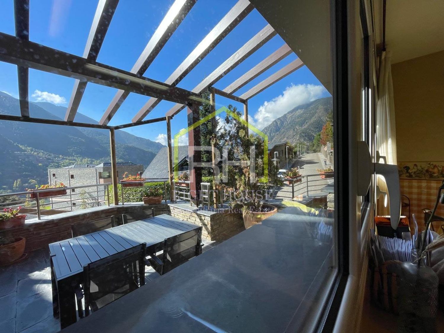 5-bedroom chalet for sale in Escaldes-Engordany · 13 of 60
