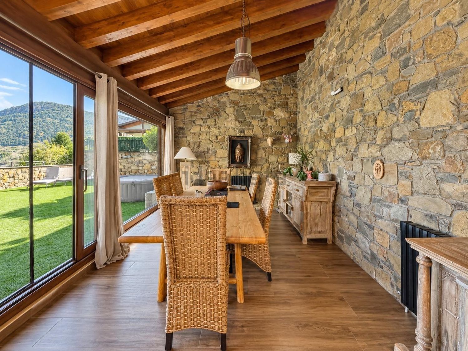 4-bedroom chalet for sale in Aixirivall, Sant Julià de Lòria · 5 of 20