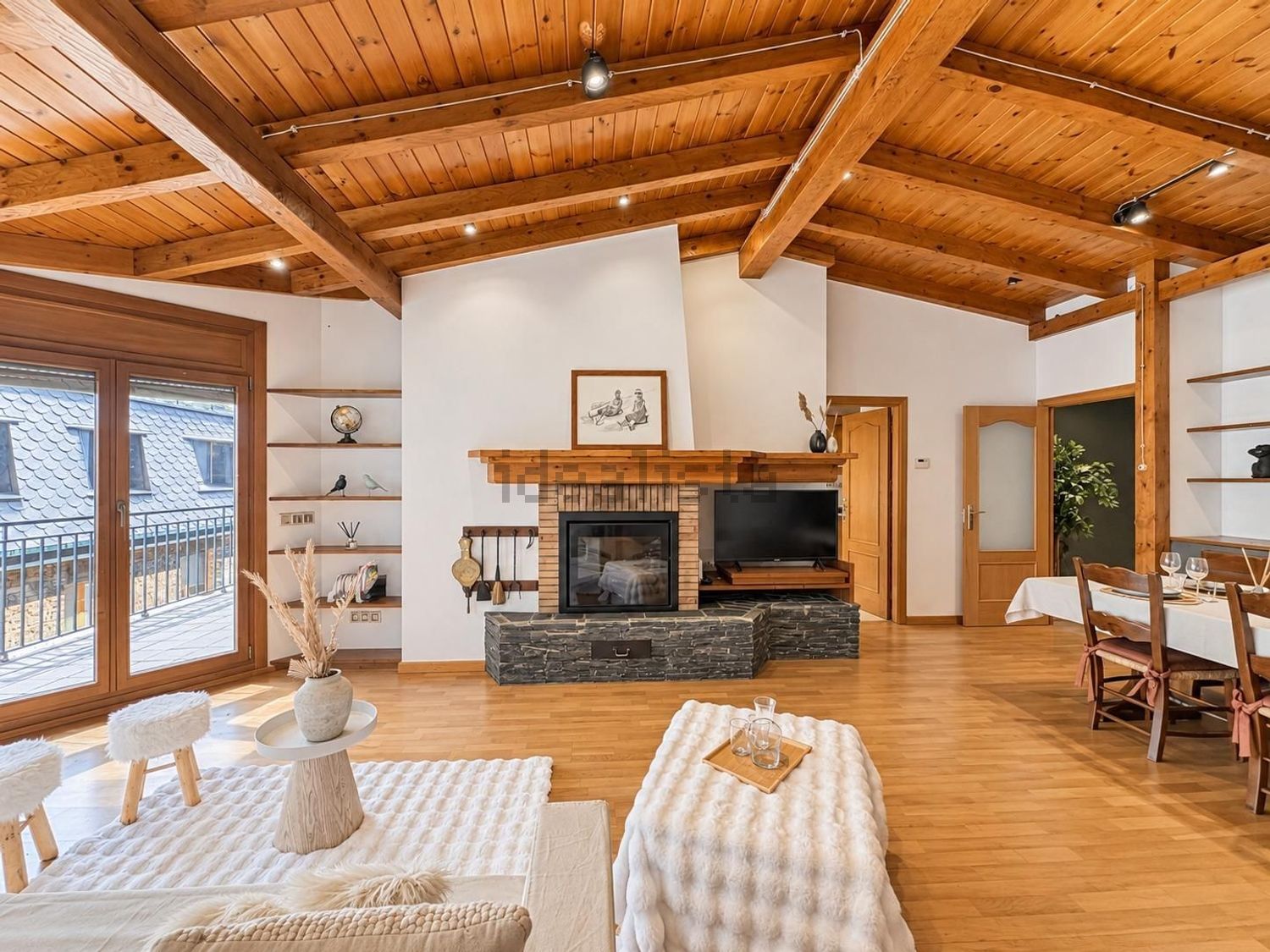 3-bedroom penthouse for sale in Les Bons, Encamp · 6 of 49