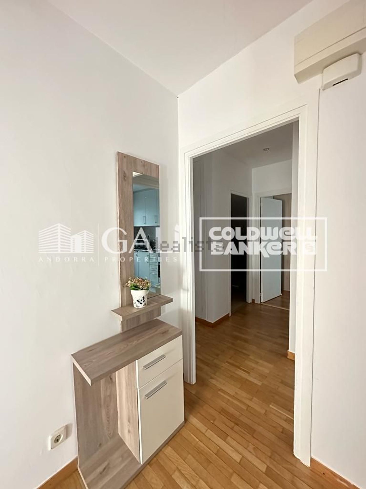 Attique 2 chambres à louer à Andorra la Vella, Andorre-la-Vieille · 60 sur 60