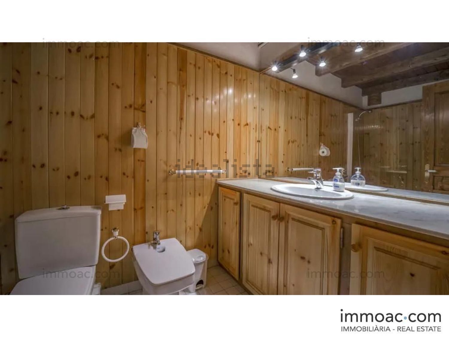 4-bedroom townhouse for sale in El Tarter, Canillo · 16 of 26