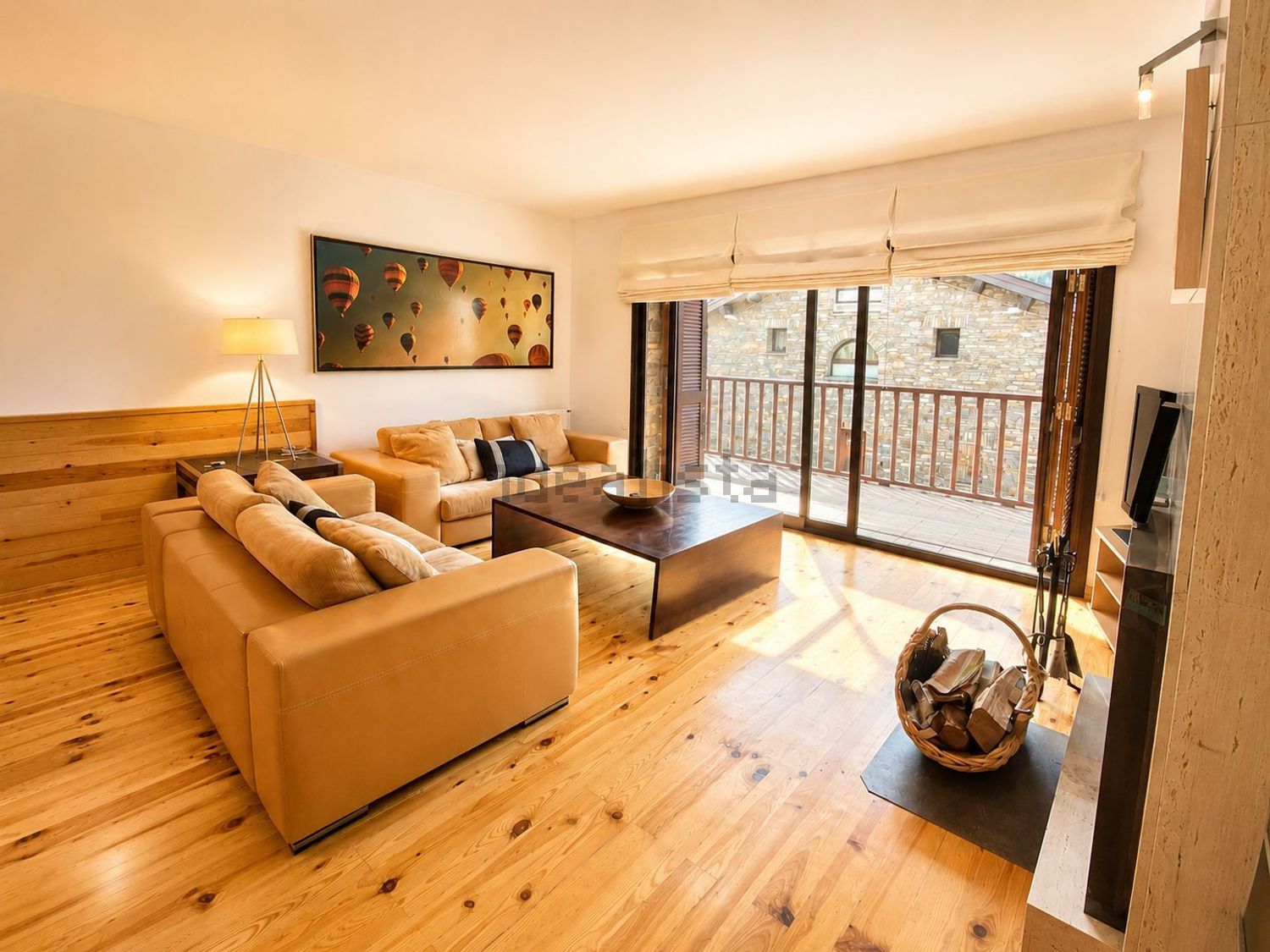 5-bedroom townhouse for rent in El Tarter, Canillo · 2 of 23