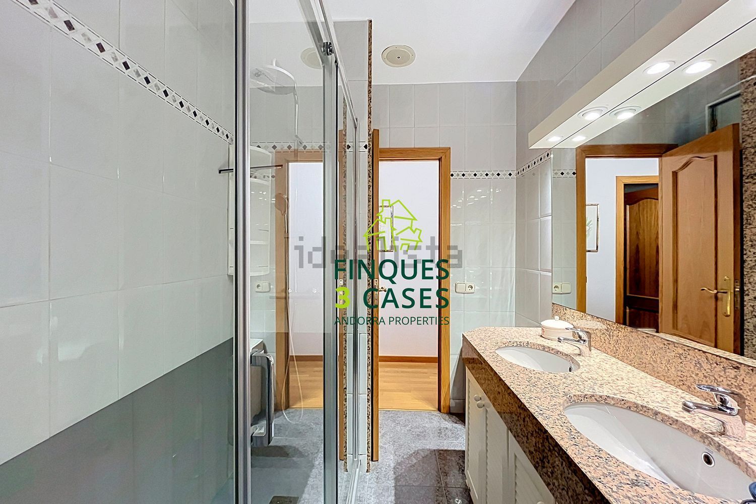3-bedroom flat for sale in Encamp · 58 of 60