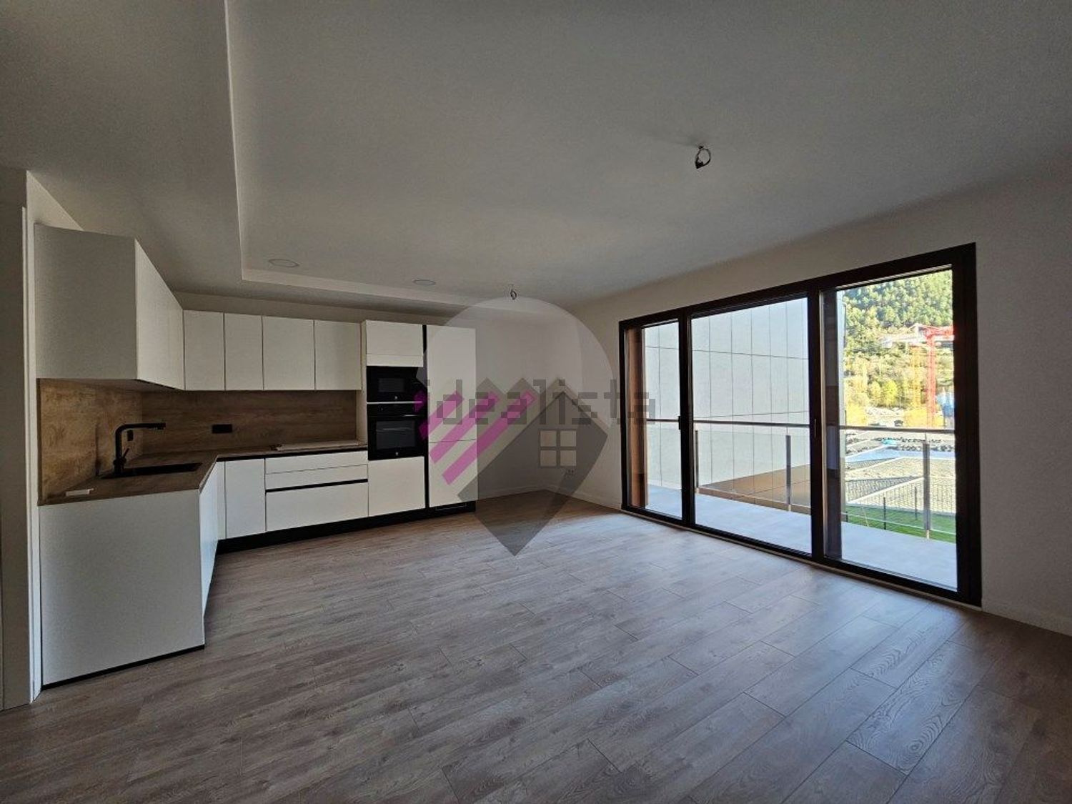 3-bedroom flat for sale in Encamp · 55 of 60