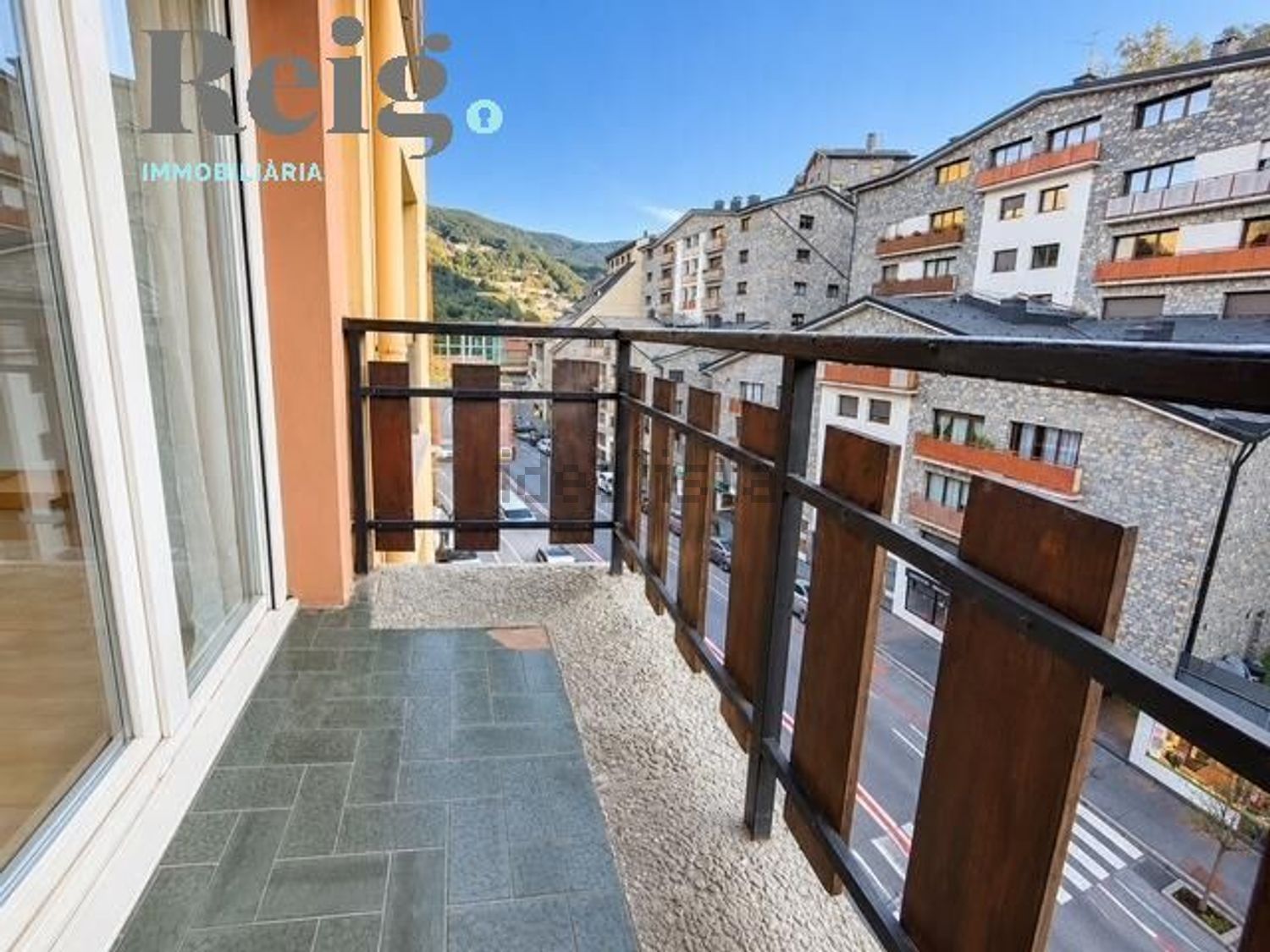 2-bedroom flat seasonal rent in La Massana · 10 of 11