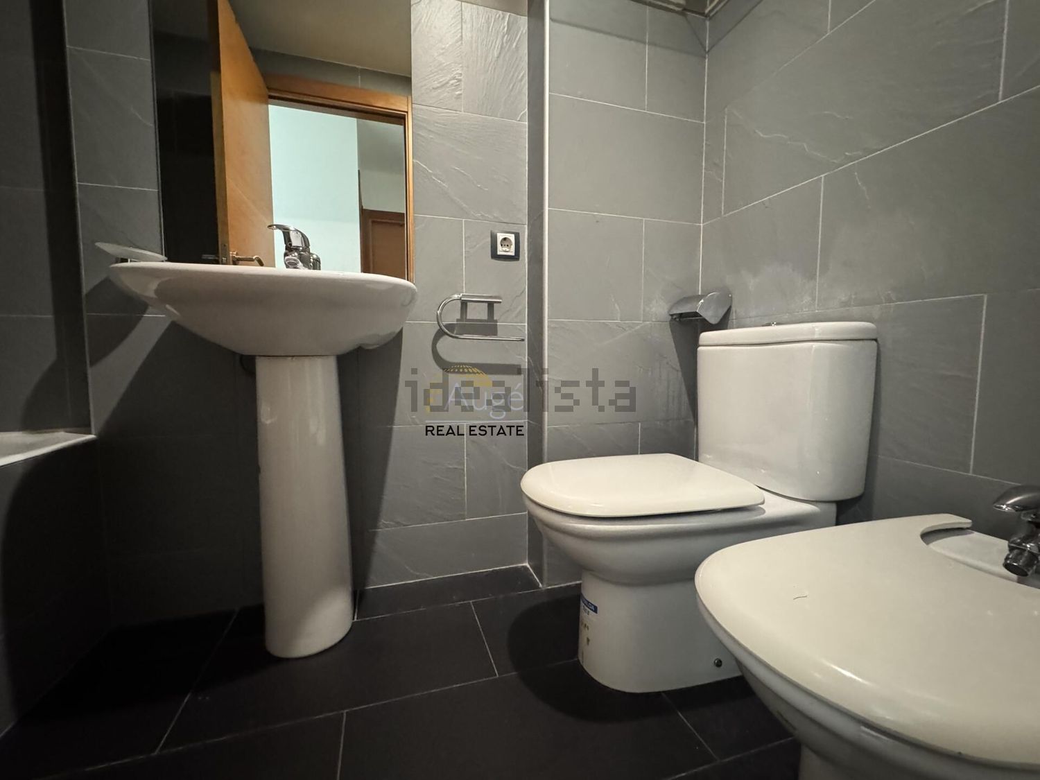 2-bedroom flat for sale in El Tarter, Canillo · 13 of 60