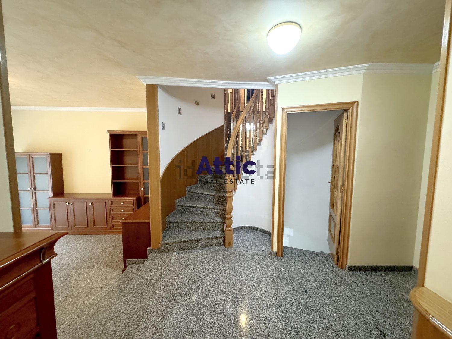 Casa adossada de 4 habitacions en venda a Engolasters, Escaldes-Engordany · 21 de 42