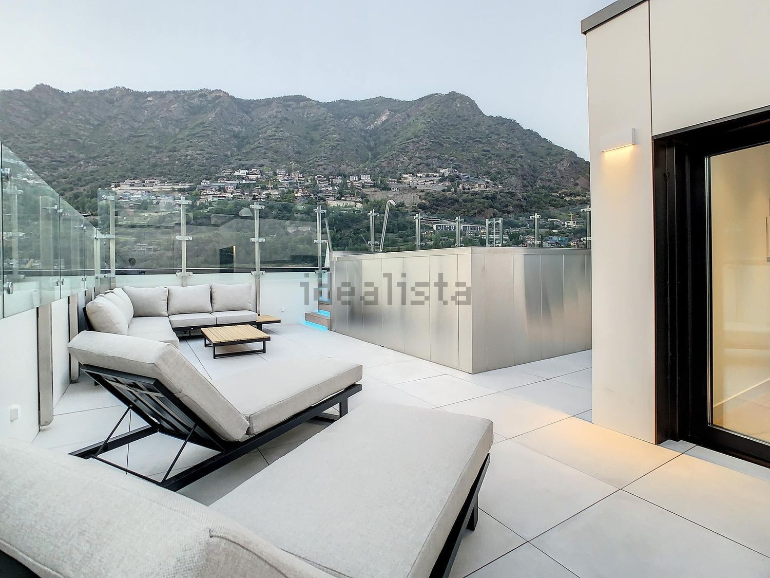 3-bedroom penthouse for sale in Escaldes-Engordany · 12 of 55