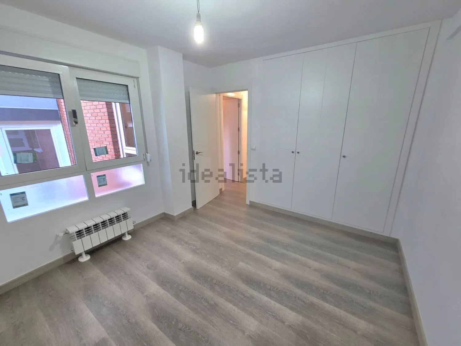 Imagen 28 inmueble 112,142,178