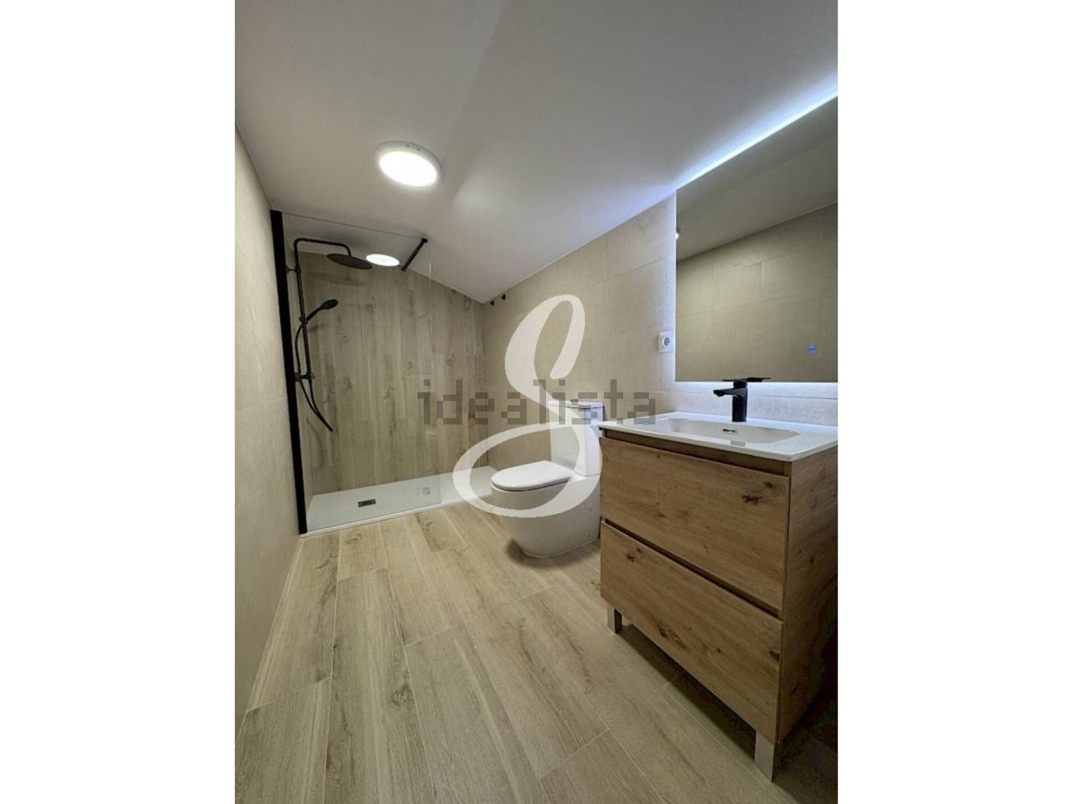 Piso de 2 habitaciones en venta en Encamp · 45 de 60