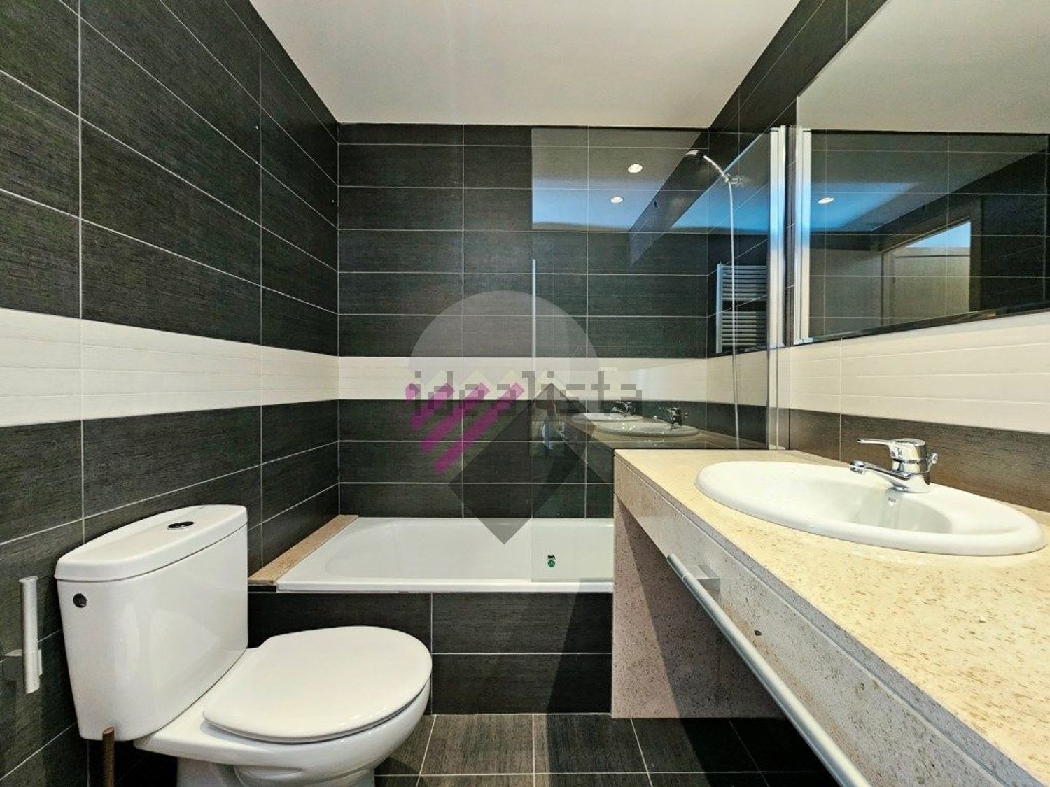 2-bedroom flat for sale in El Tarter, Canillo · 17 of 60