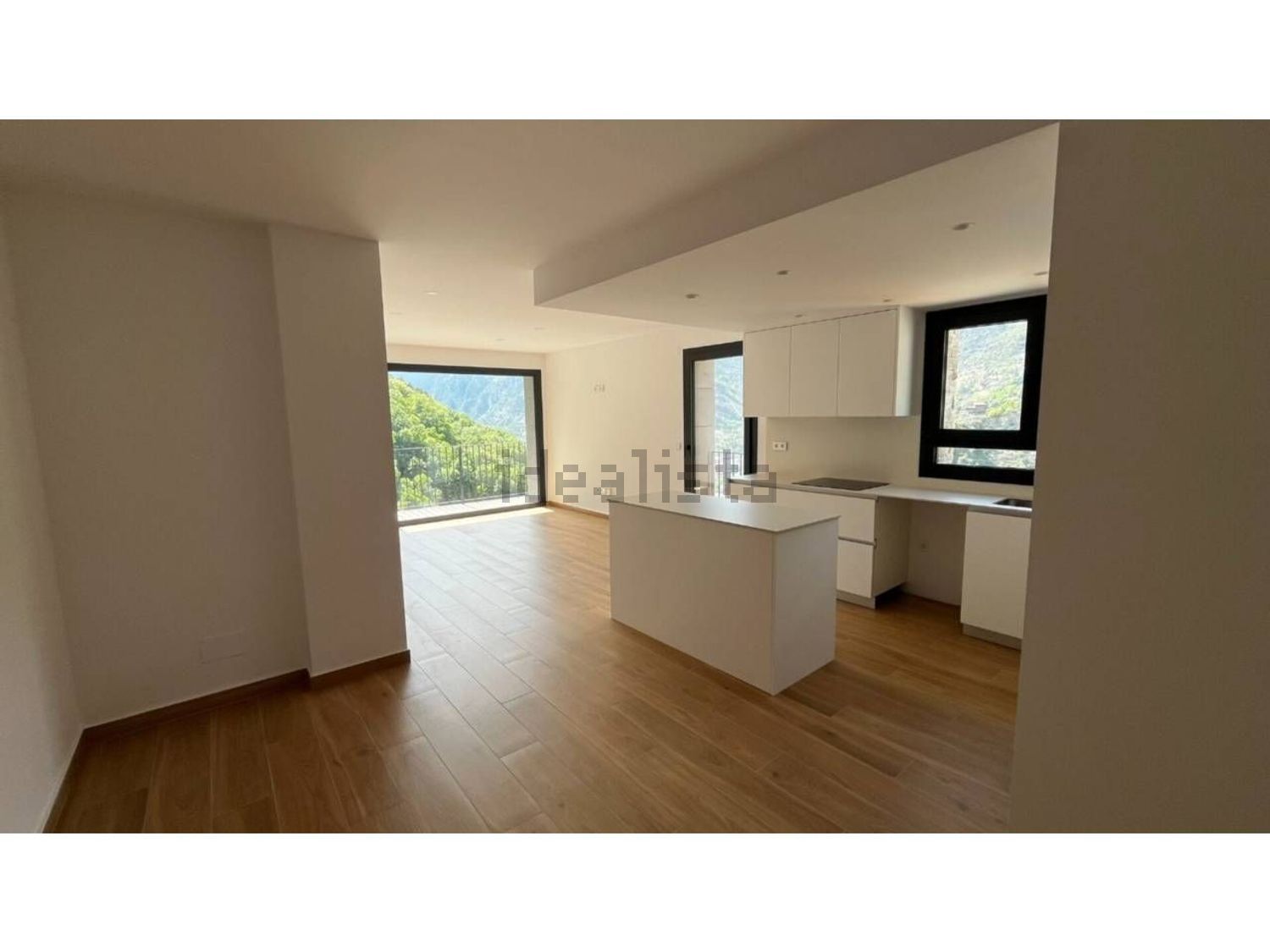3-bedroom flat for sale in Engolasters, Escaldes-Engordany · 2 of 21