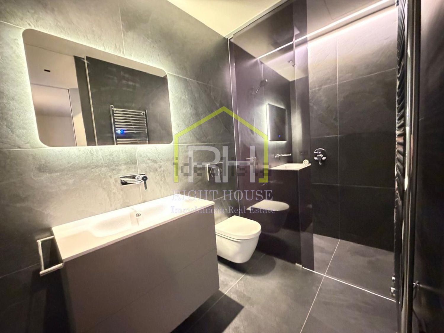 2-bedroom flat for sale in Centro, Andorra la Vella · 36 of 60