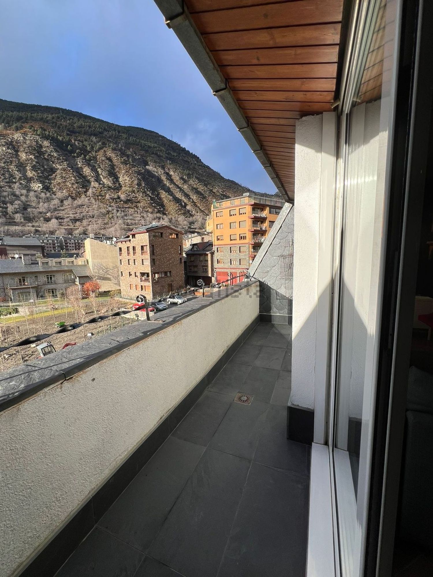 3-bedroom room in shared flat for rent in Encamp · 5 of 16