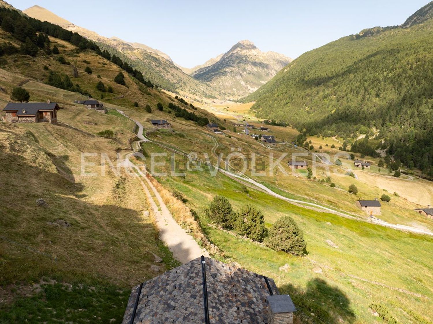 3-bedroom chalet for sale in El Tarter, Canillo · 42 of 60