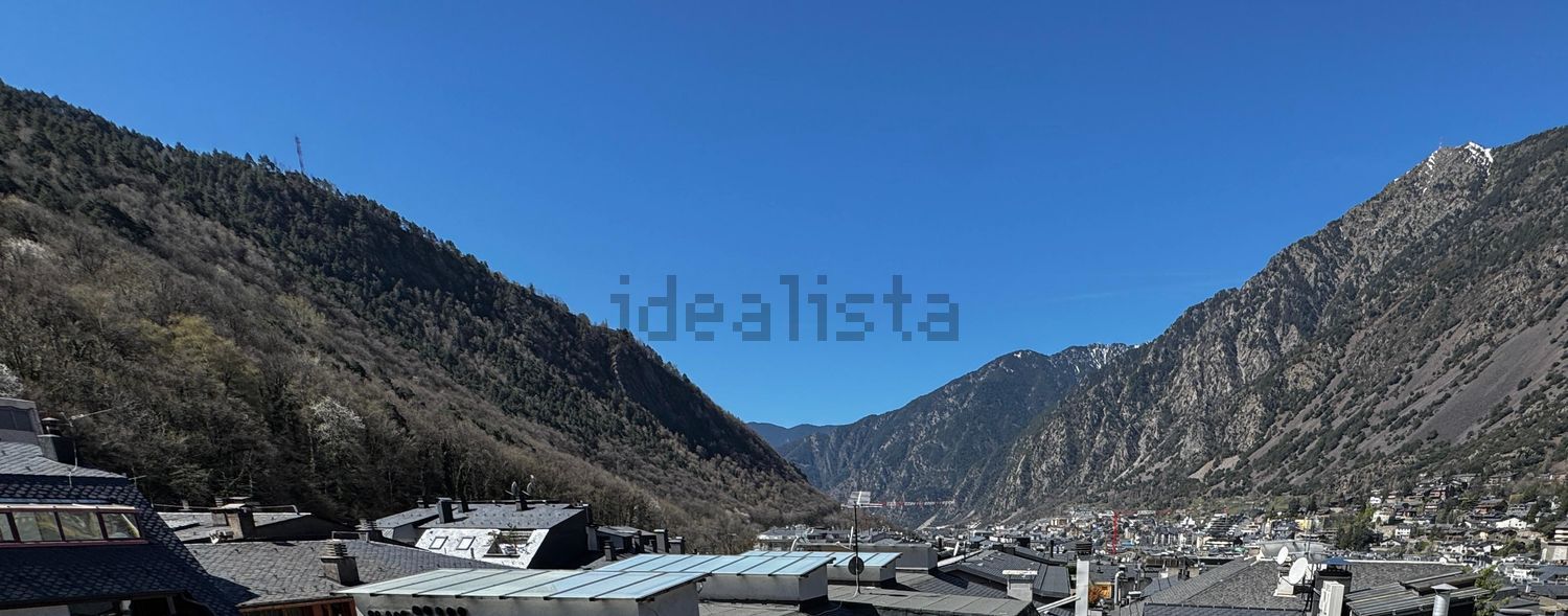 2-bedroom penthouse for sale in Escaldes-Engordany · 41 of 42