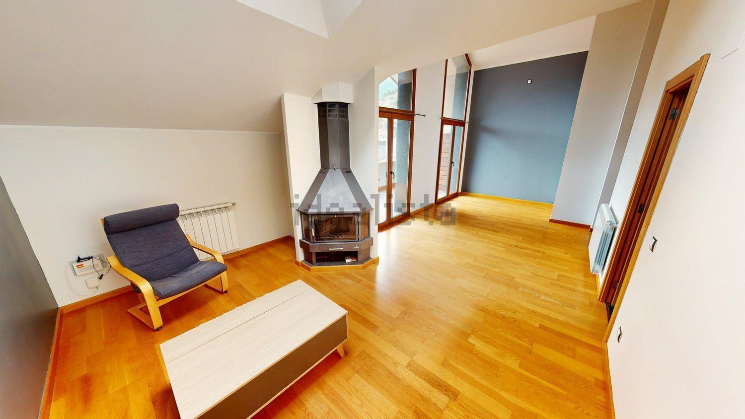 3-bedroom penthouse for rent in Ordino · 2 of 19