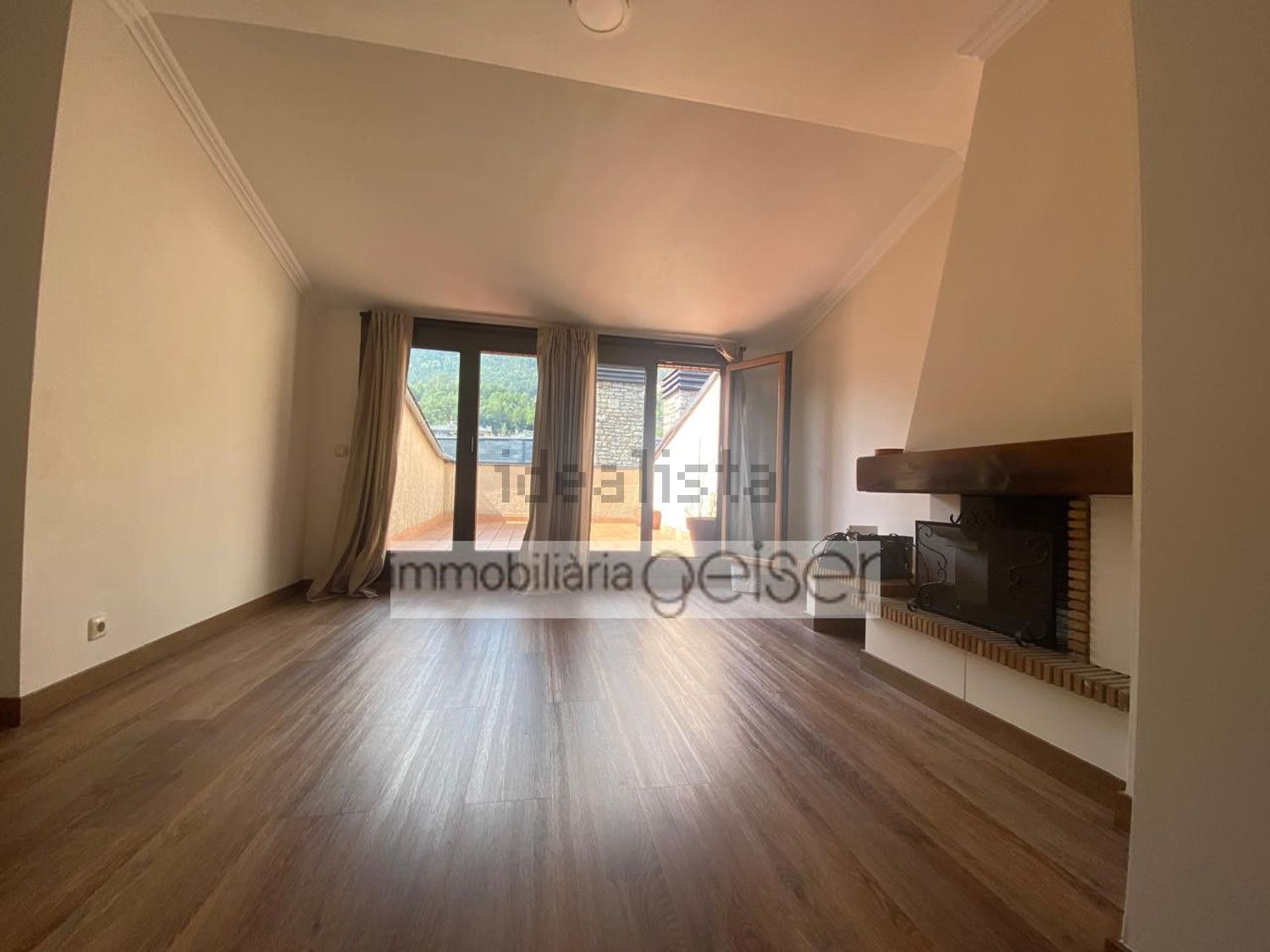 2-bedroom penthouse for rent in La Massana · 49 of 60