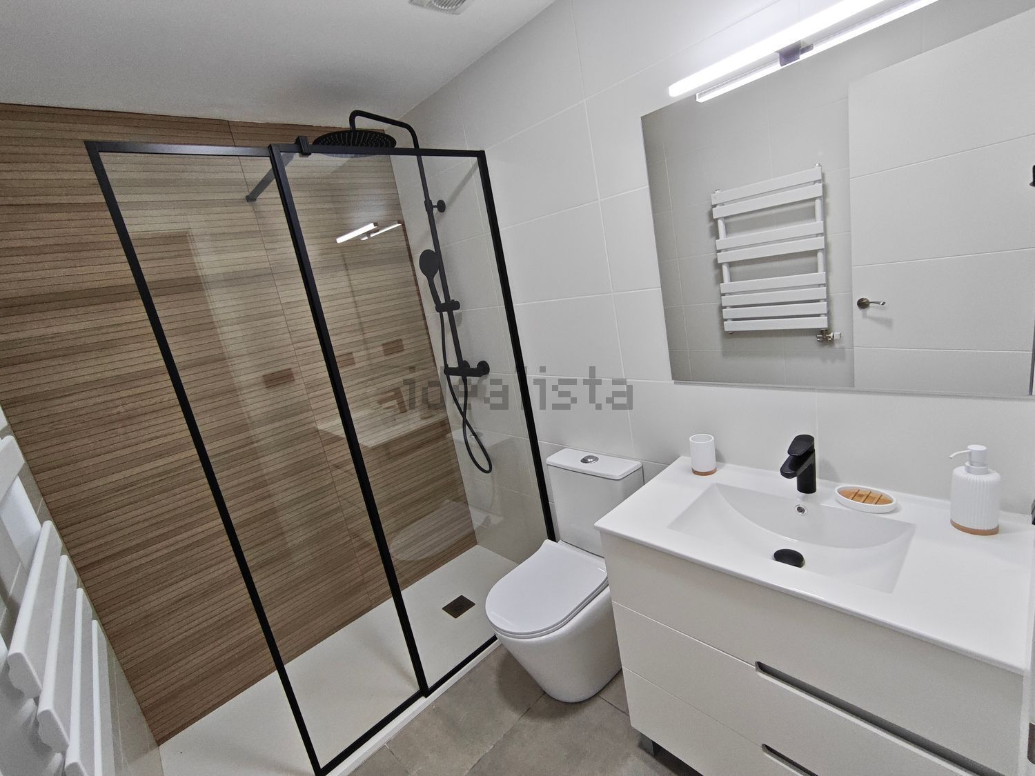 3-bedroom flat for sale in Les Bons, Encamp · 45 of 60