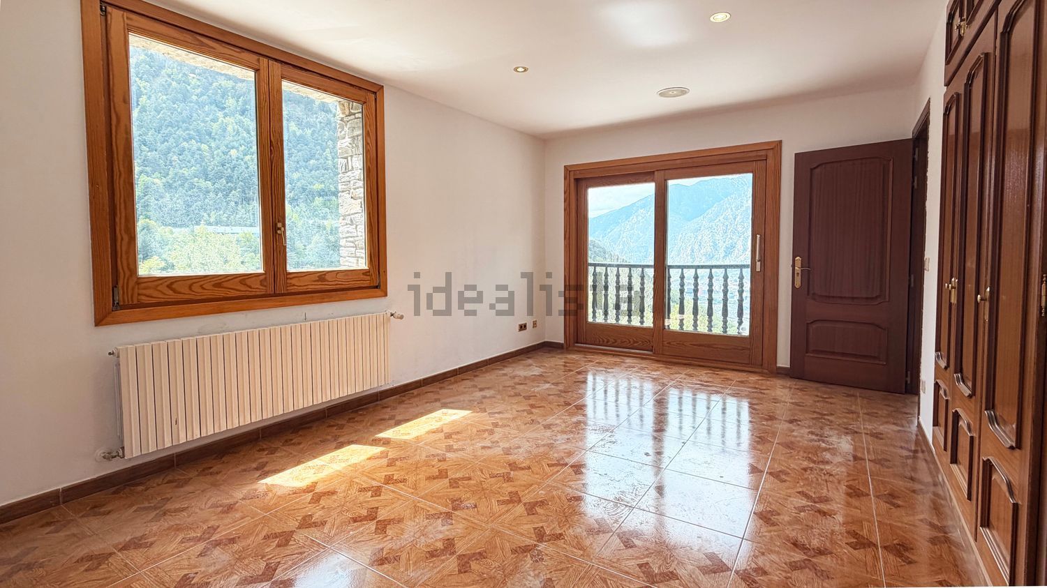 5-bedroom chalet for rent in Escaldes-Engordany · 40 of 60