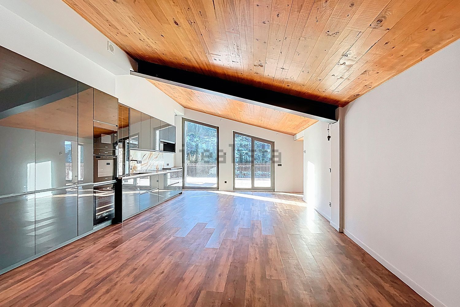5-bedroom flat for sale in El Tarter, Canillo · 10 of 60