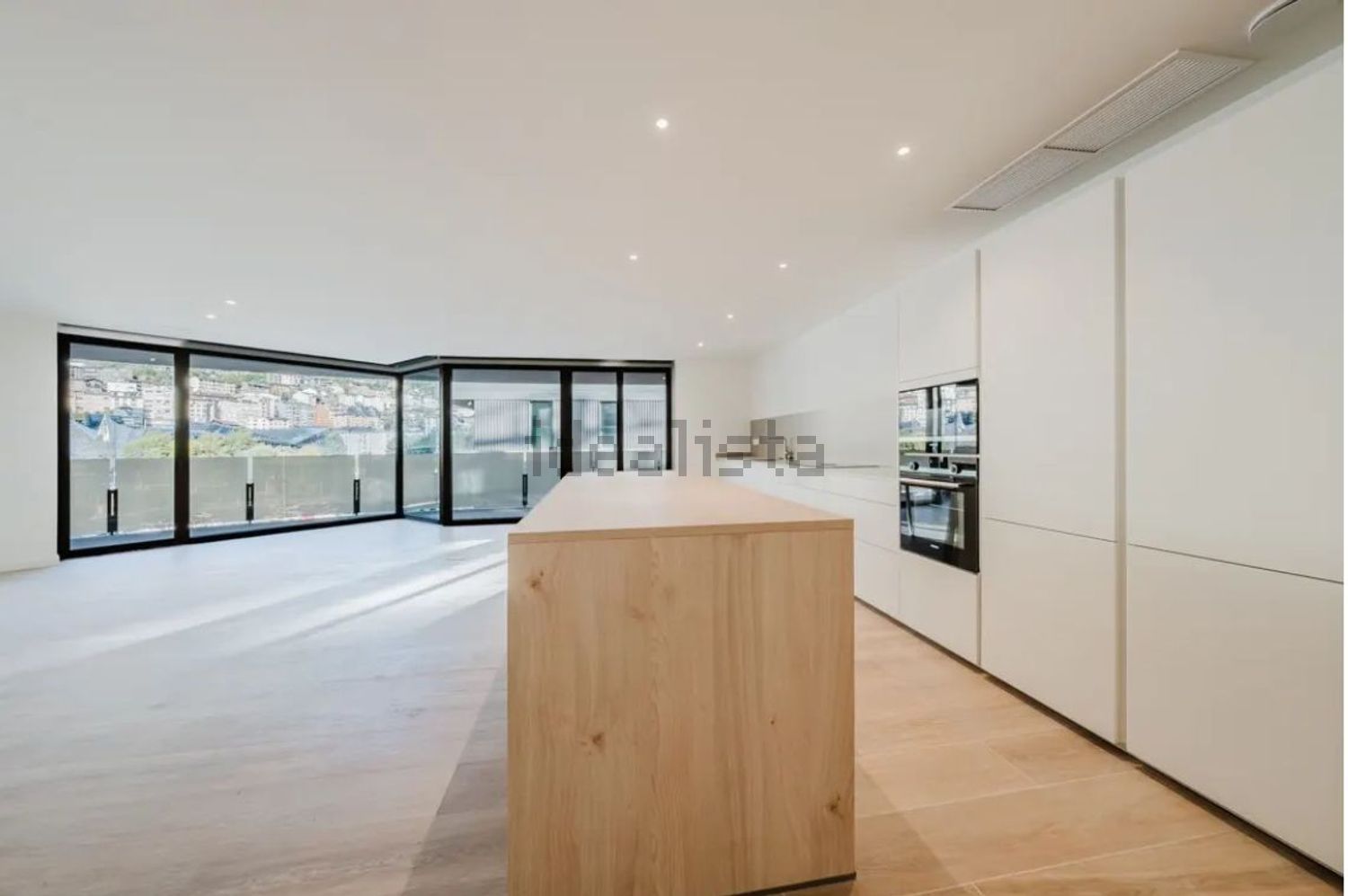 3-bedroom flat for sale in Escaldes-Engordany · 2 of 11