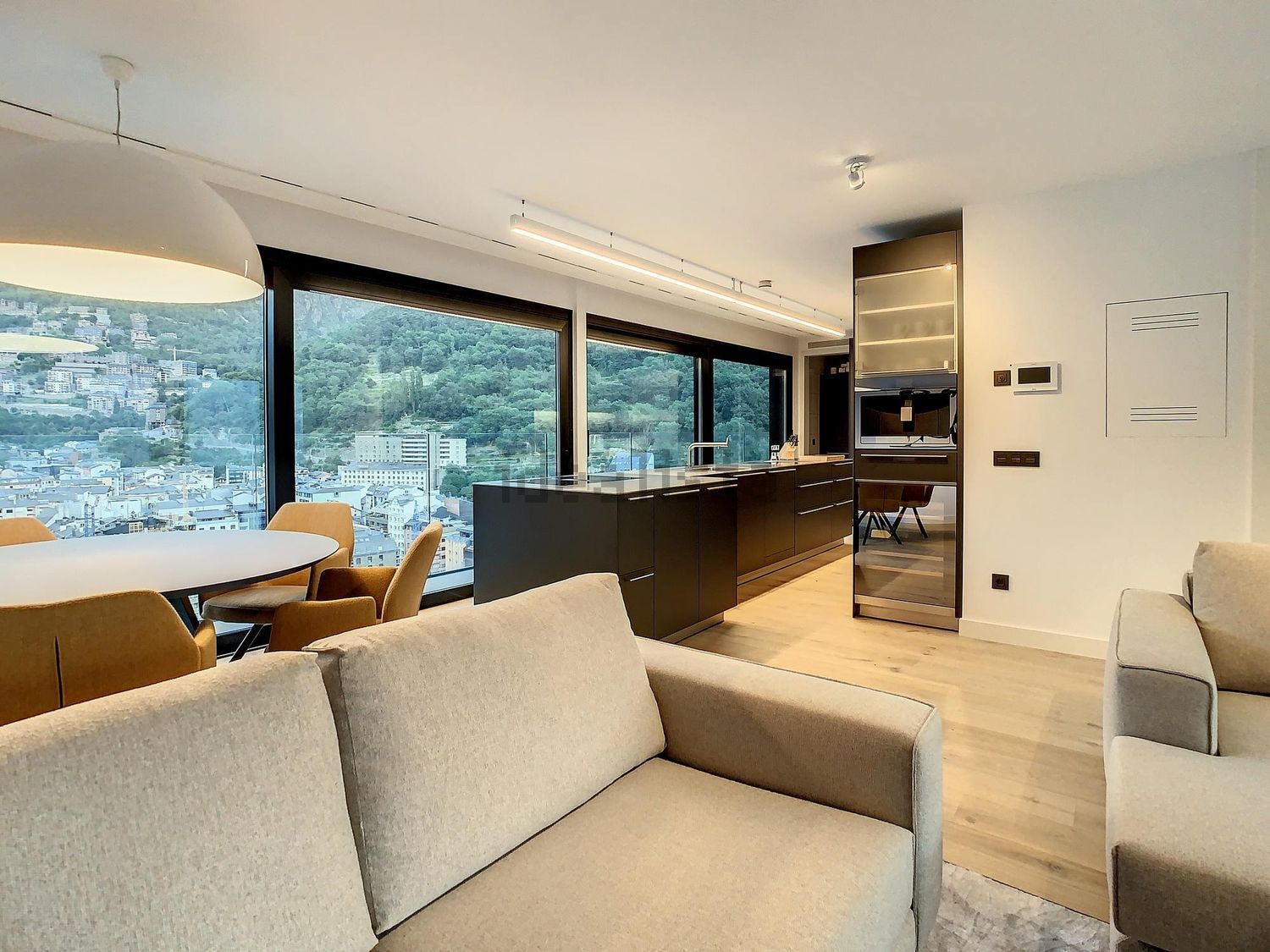 3-bedroom penthouse for sale in Escaldes-Engordany · 4 of 55