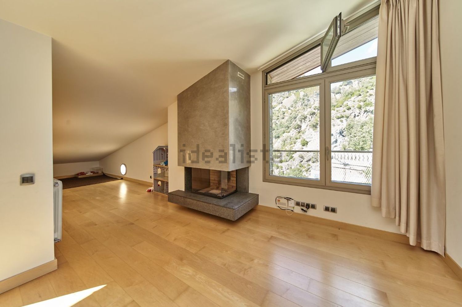 3-bedroom penthouse for sale in Escaldes-Engordany · 5 of 24