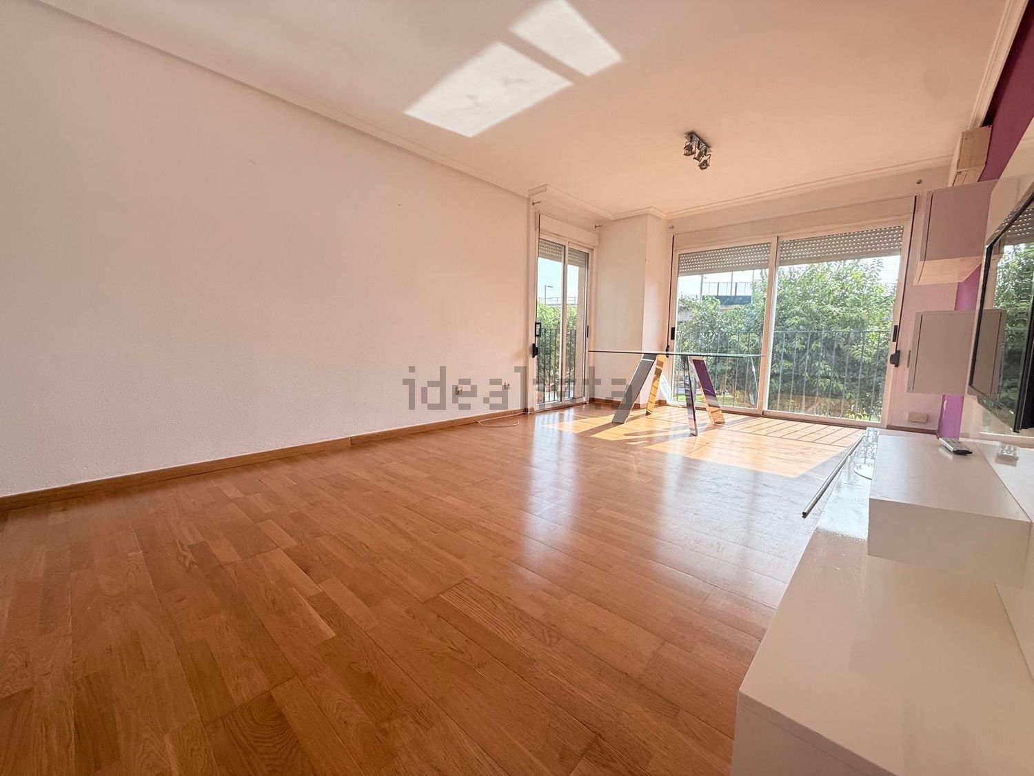¡Descubre esta magnífica vivienda en una de las mejores zonas de Catarroja!