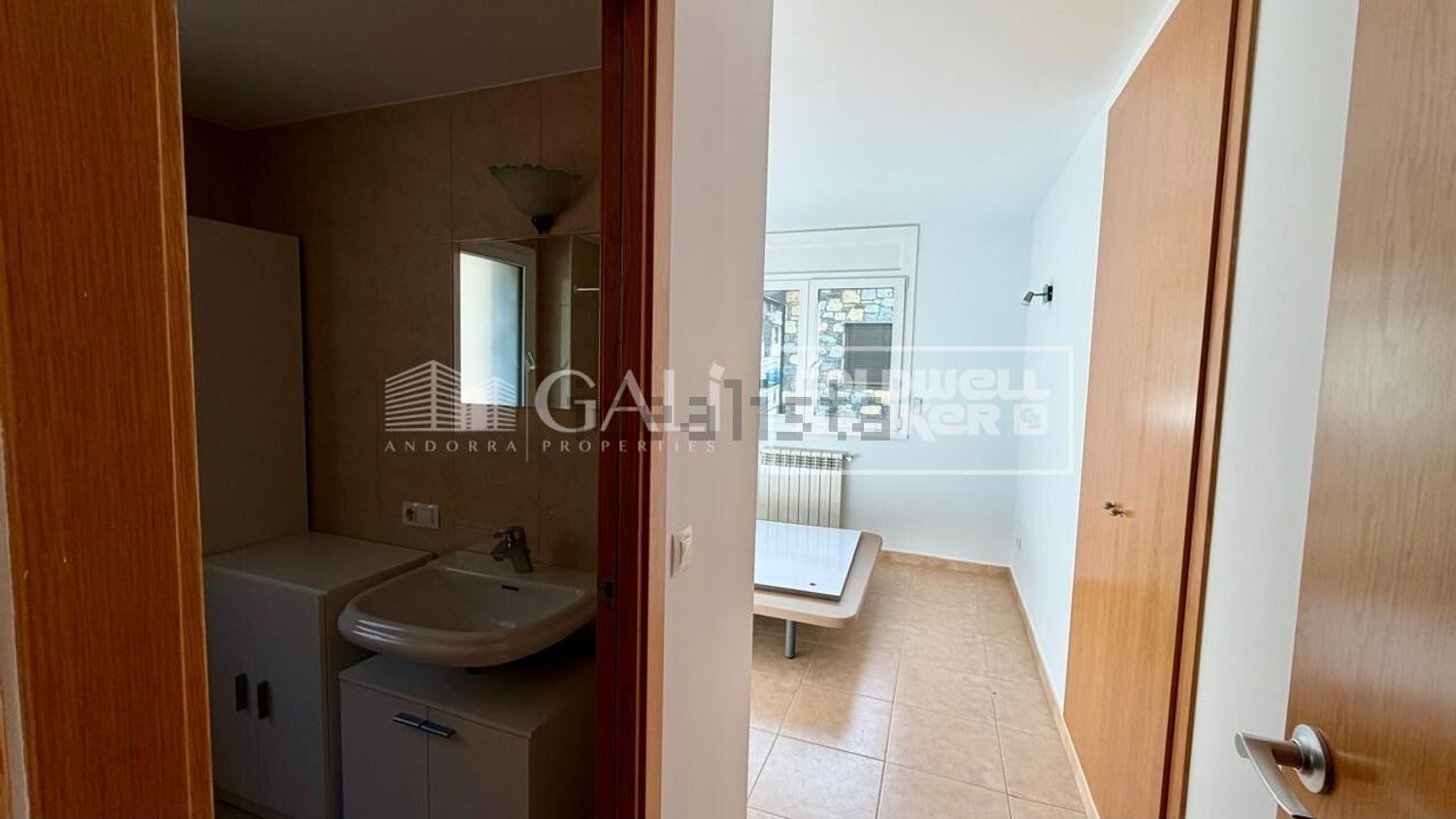 3-bedroom flat for rent in Vila, Encamp · 56 of 60