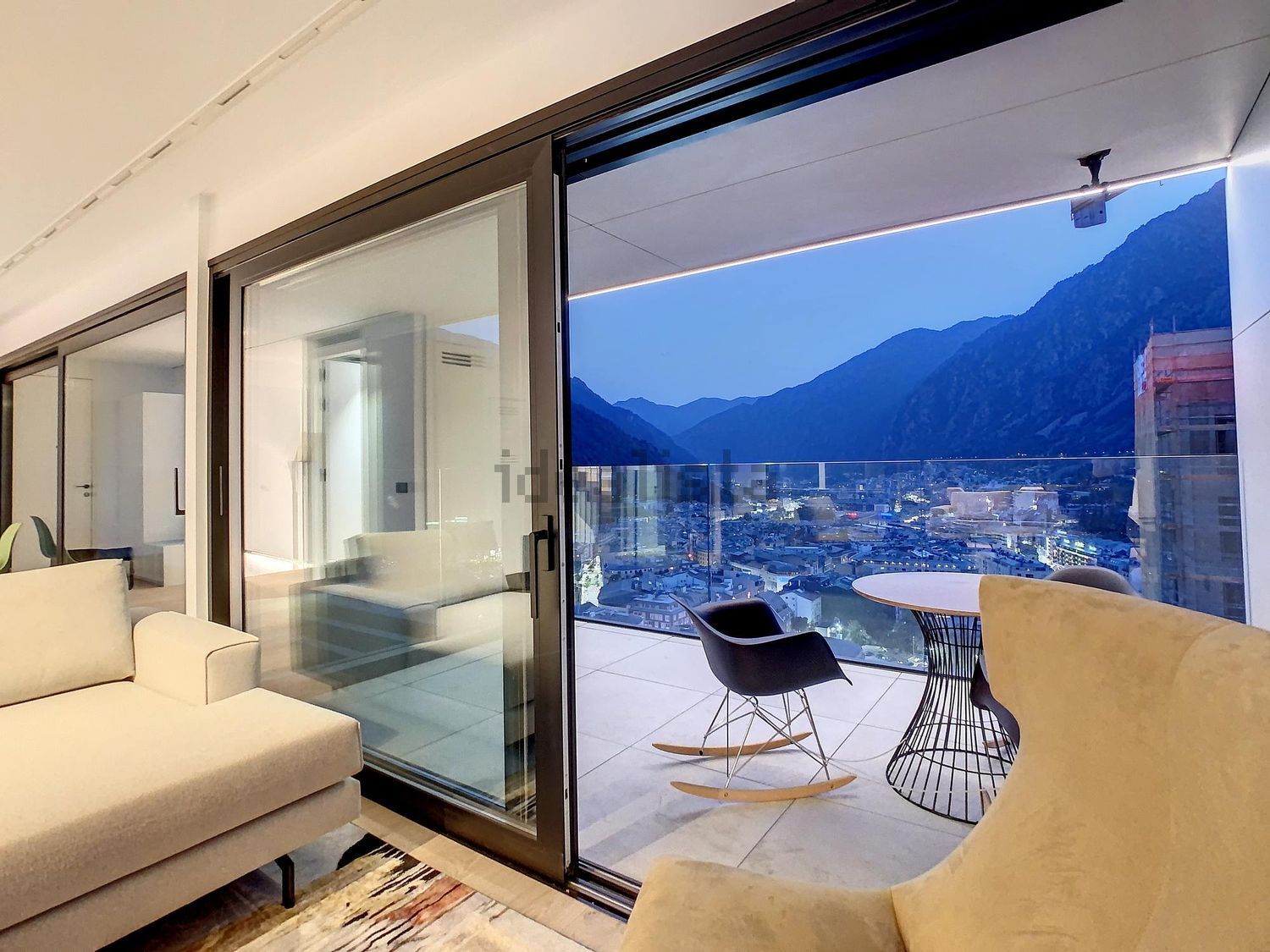 3-bedroom penthouse for sale in Escaldes-Engordany · 11 of 55