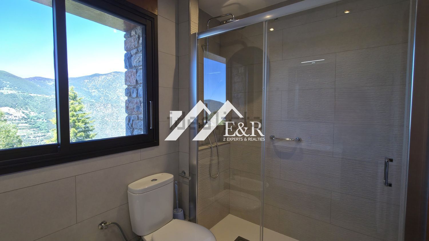 6-bedroom chalet for sale in Juberri, Sant Julià de Lòria · 35 of 60